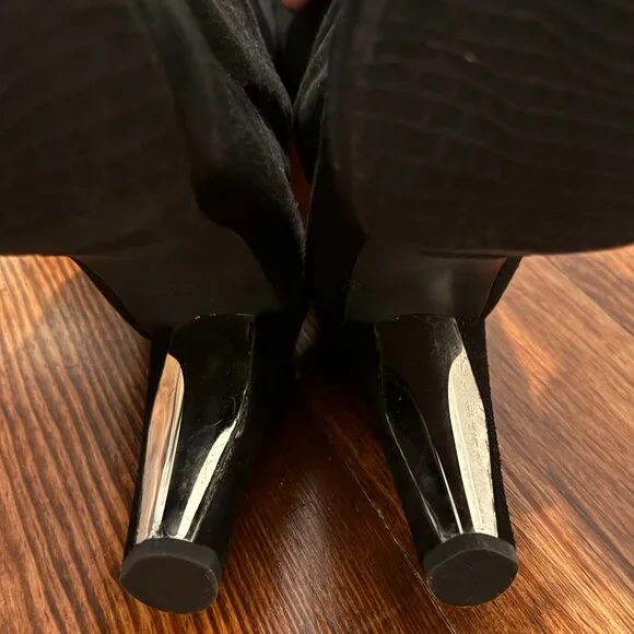 Stuart Weitzman Black Suede Gold Heel Accent Pull-on Boots, 9M - Picture 10 of 13